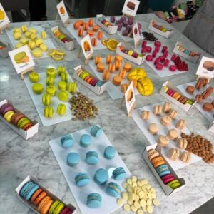 Macarons Artisanaux – Lot de 10 pièces